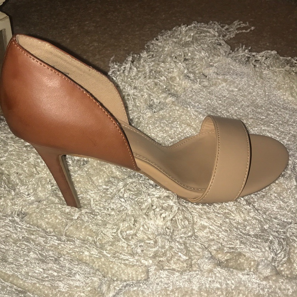 Express Colorblock Heels - Picture 7 of 7